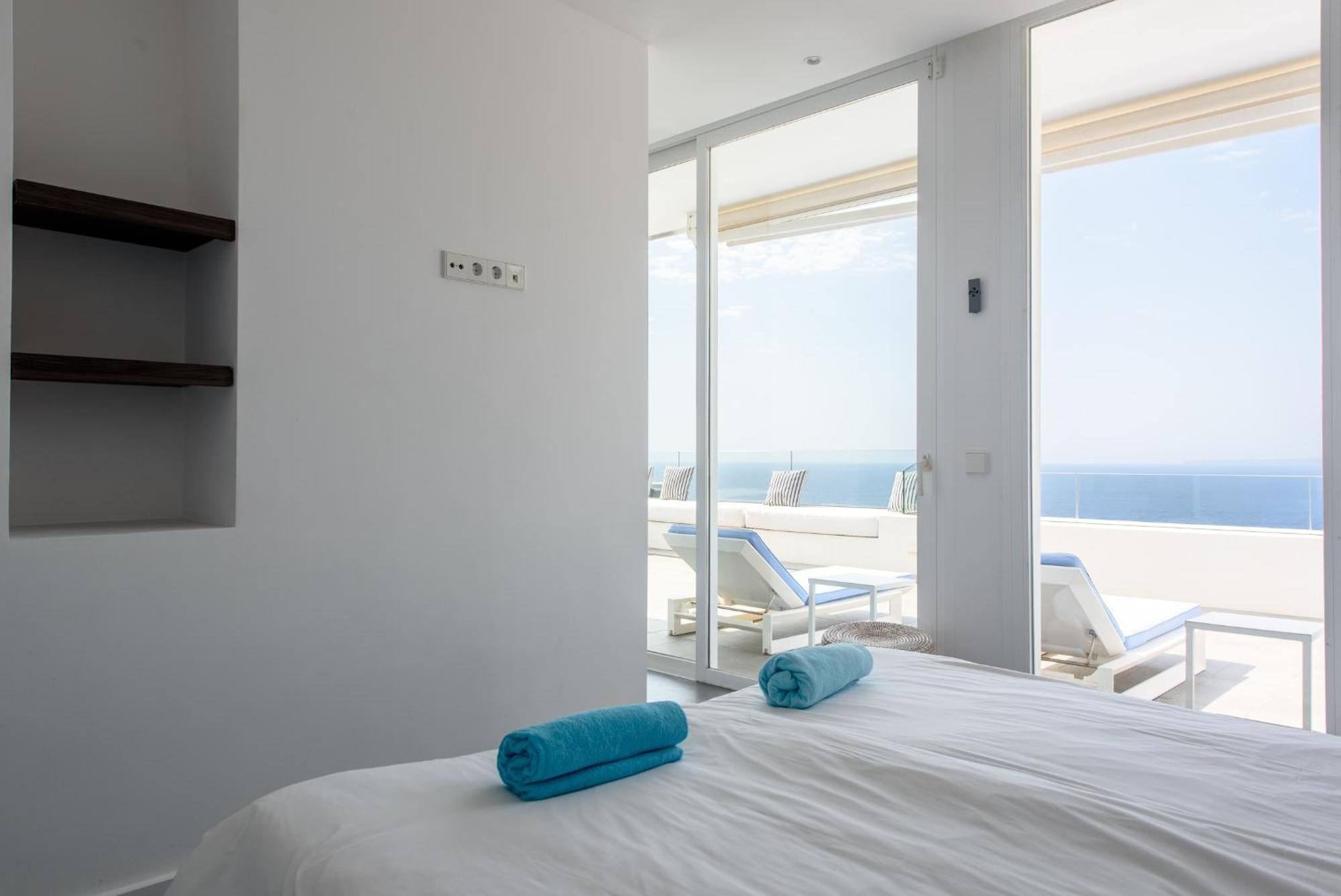 Villa Nineten Roca Llisa Exterior photo