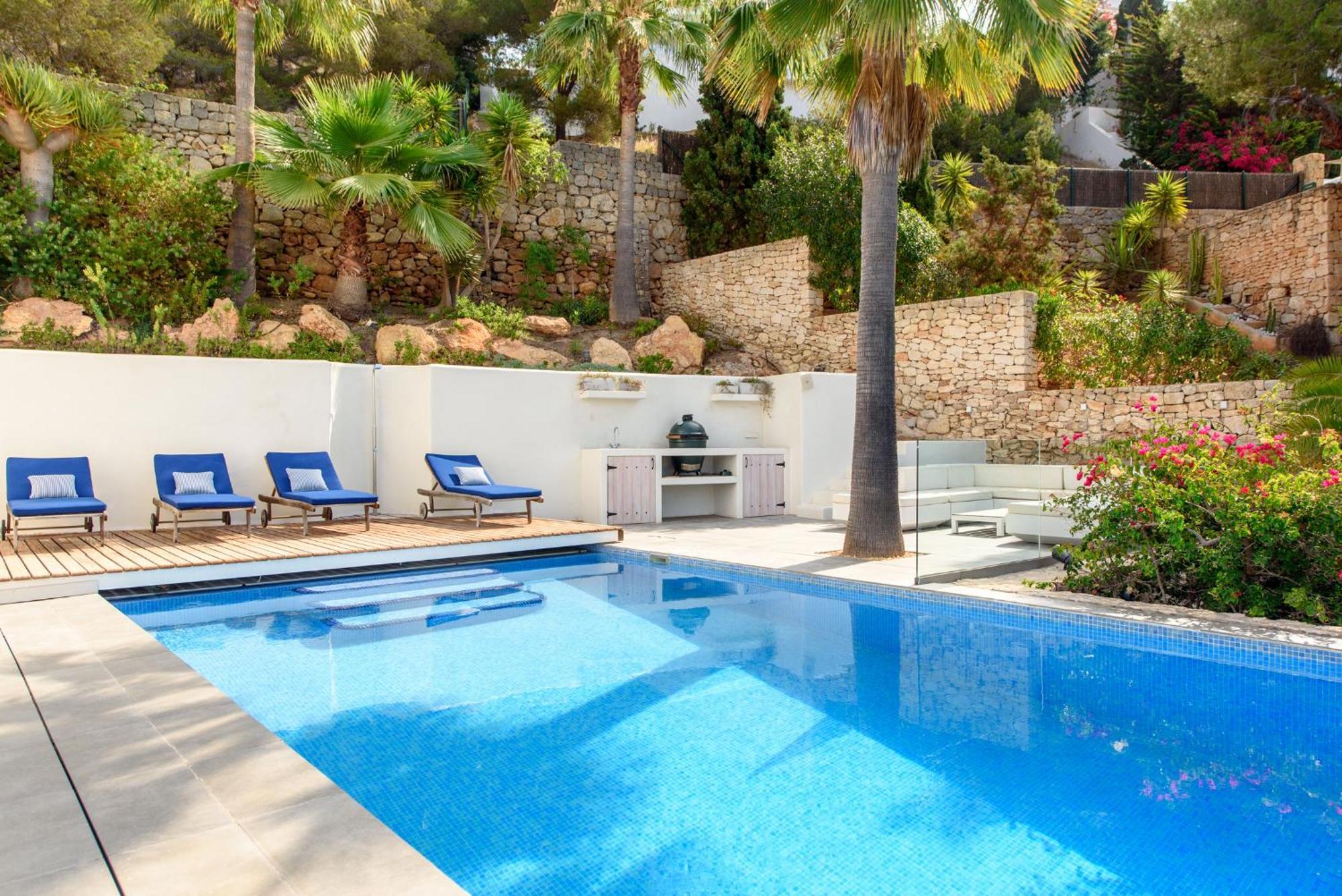 Villa Nineten Roca Llisa Exterior photo